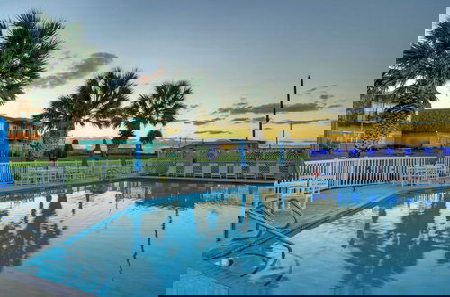 Foto 23 - 2 Units Beach Boardwalk, Pool, Pickleball + Tennis Island Retreat Complex