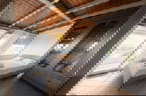 Foto 1 - Sunny Loft With a Panoramic View