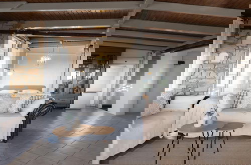 Foto 10 - Sunny Loft With a Panoramic View