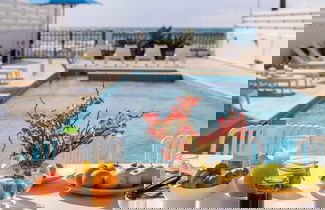 Foto 1 - Faros Seaside Villa Larnaca
