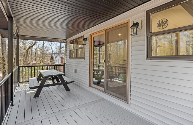 The Breck by Avantstay Modern 6bdr Cabin w/ Hot Tub & Game Room - Photo 35