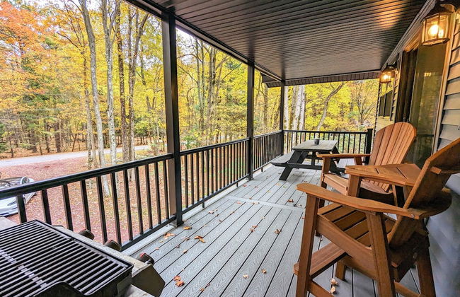 The Breck by Avantstay Modern 6bdr Cabin w/ Hot Tub & Game Room - Photo 38
