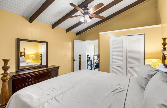 A Getaway From Your Getaway 1 Bedroom Condo by RedAwning - Photo 9