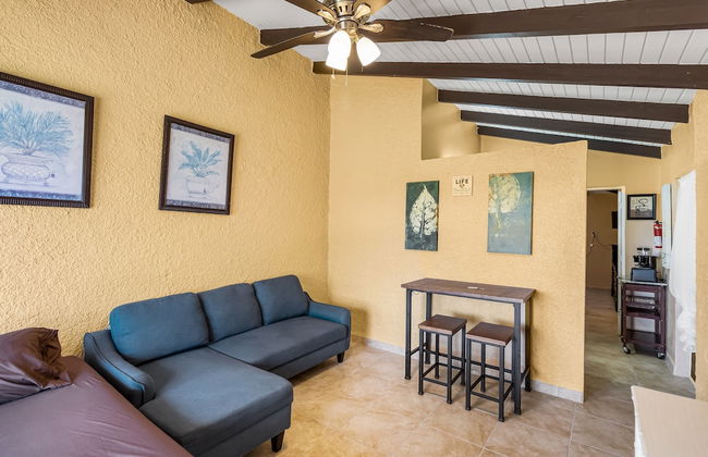 A Getaway From Your Getaway 1 Bedroom Condo by RedAwning - Photo 1