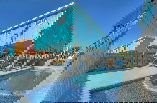 Foto 1 - Boards N Bikinis by Avantstay Private Pool!