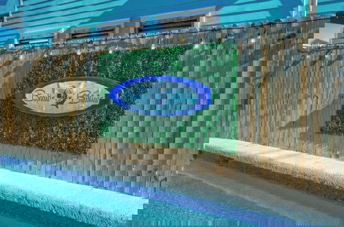 Foto 56 - Boards N Bikinis by Avantstay Private Pool!