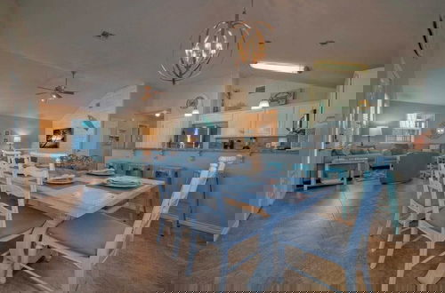 Foto 31 - Boards N Bikinis by Avantstay Private Pool!