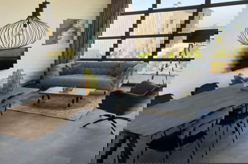 Foto 6 - Sustainable Home Near the Golf Course