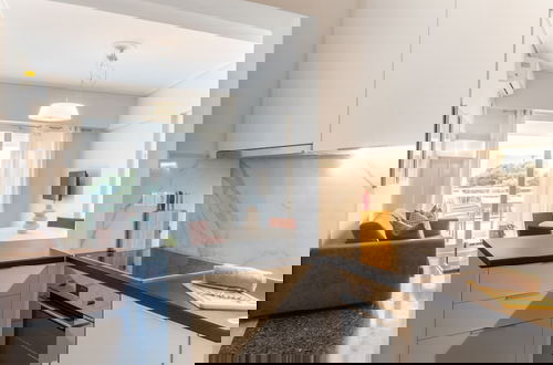 Foto 8 - Luxury Beachfront 2-bedroom Stay in Voula