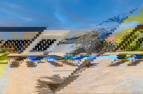 Foto 40 - Modern Spacious 4br3ba w Pool Close to Beach