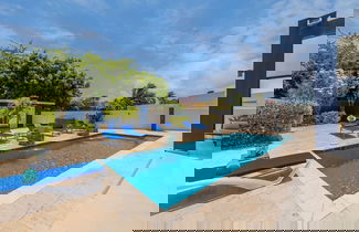 Foto 1 - Modern Spacious 4br3ba w Pool Close to Beach