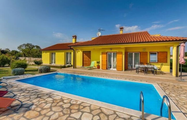 Villa Angela - Foto 1