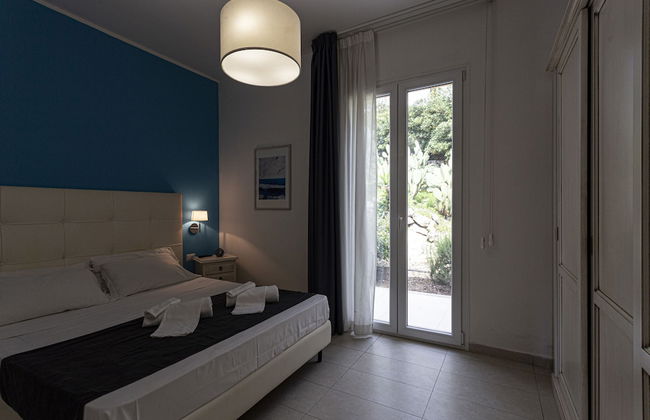 SMALL LUXURY APARTMENT WITH POOL - Foto 1