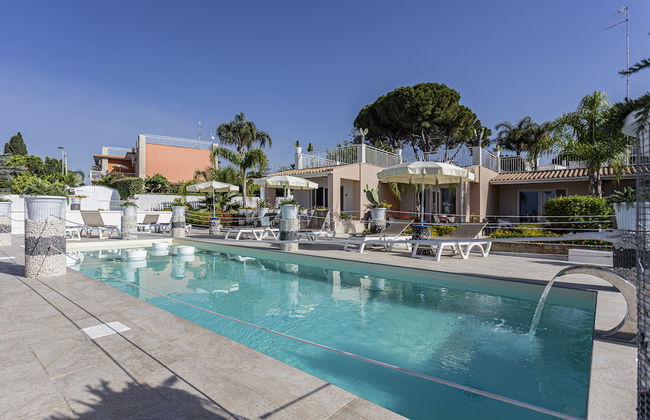 SMALL LUXURY APARTMENT WITH POOL - Foto 47