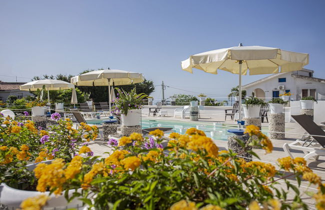 SMALL LUXURY APARTMENT WITH POOL - Foto 18