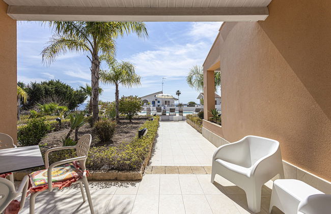SMALL LUXURY APARTMENT WITH POOL - Foto 51