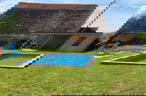 Foto 28 - Spacious Holiday Home in Doische With Private Pool