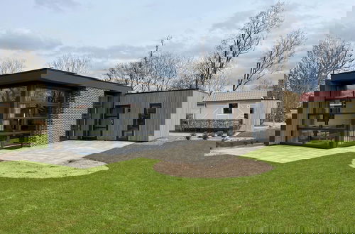 Foto 1 - Modern Chalet in a Park Near the Veluwemeer