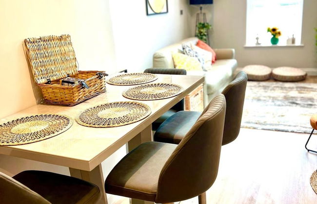 Brand New Coastal Breeze -family Friendly- Parking - Photo 14