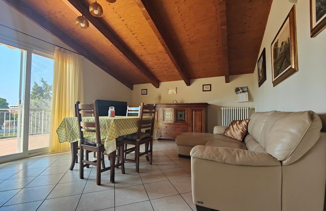 Ampio Trilocale Con Terrazzo - Foto 9