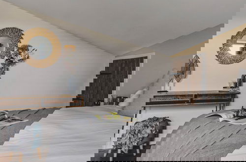 Foto 38 - Heron House - Luxury Grand Designs Eco-home