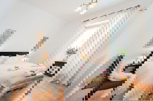 Foto 1 - Bright and Charming 1BR Apt Near Shore
