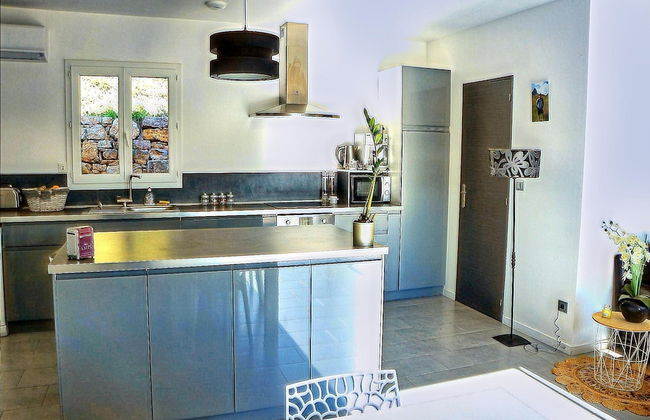 Beautiful Holiday Home With Garden - Foto 9