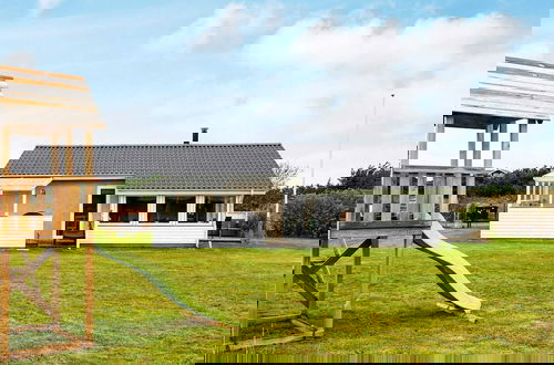 Foto 1 - 5 Person Holiday Home in Ringkobing