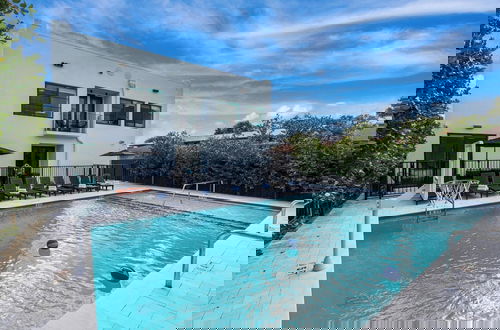 Foto 1 - Lux Retreat By Renzzi