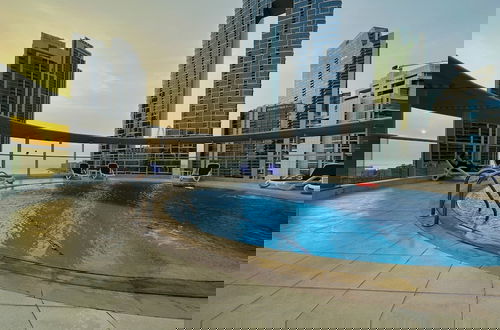 Foto 42 - Amazing Roof Top Pool in Nice 1 BHK Flat