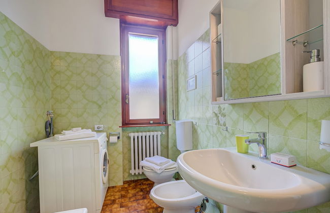 Connie s Apartment in Monvalle - Foto 28
