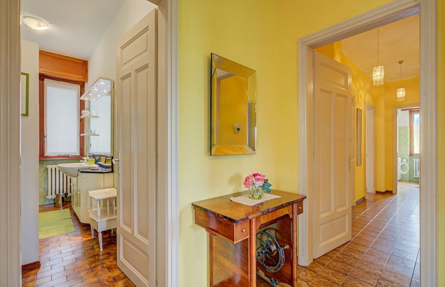 Connie s Apartment in Monvalle - Foto 16