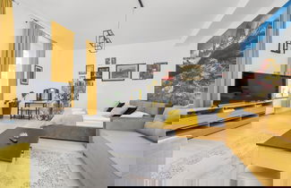 Foto 3 - Yellow Apartment in Bytom by Renters
