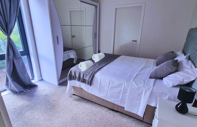 Double Bedroom in London - Photo 2