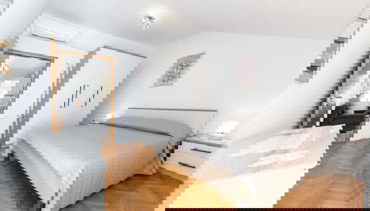 Foto 1 - Green Hills Apartment