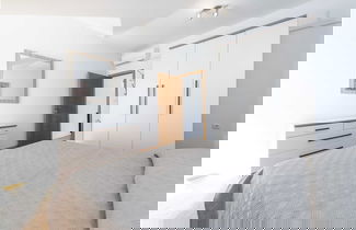 Photo 3 - Green Hills Apartment