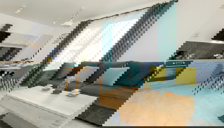 Photo 1 - Paraiso Apartment With Pool by Renters