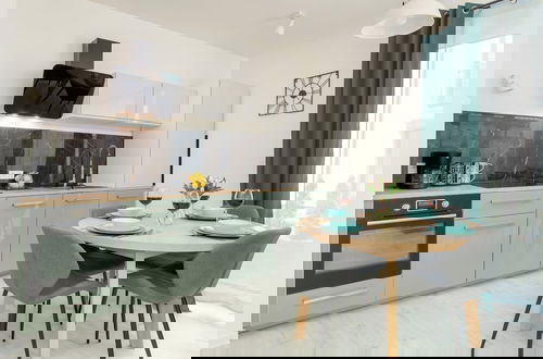 Photo 10 - Paraiso Apartment With Pool by Renters
