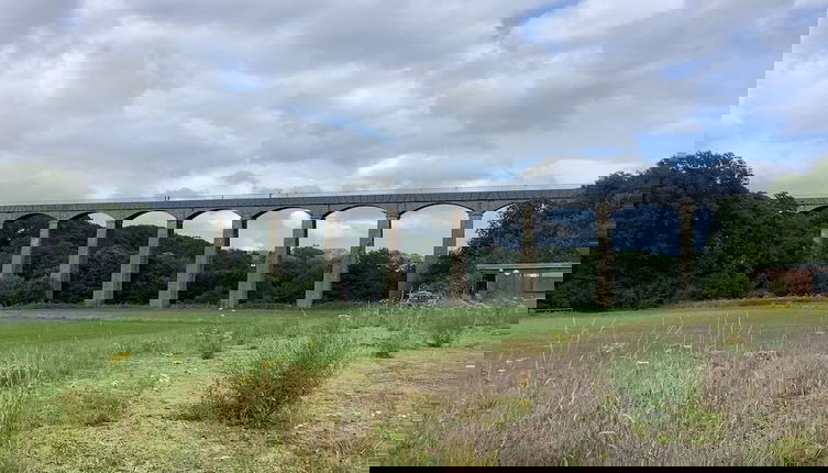 Foto 1 - Apartment Near the Picturesque Llangollen Aqueduct