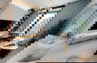 Foto 2 - Chic Minimalist 1BR in Address JBR