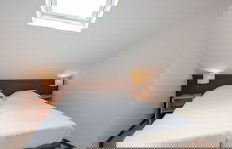 Foto 3 - Comfortable Villa With Four Bathrooms, in Green Surroundings