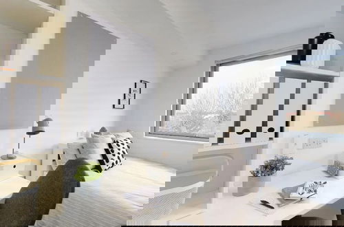 Foto 2 - Westcombe House