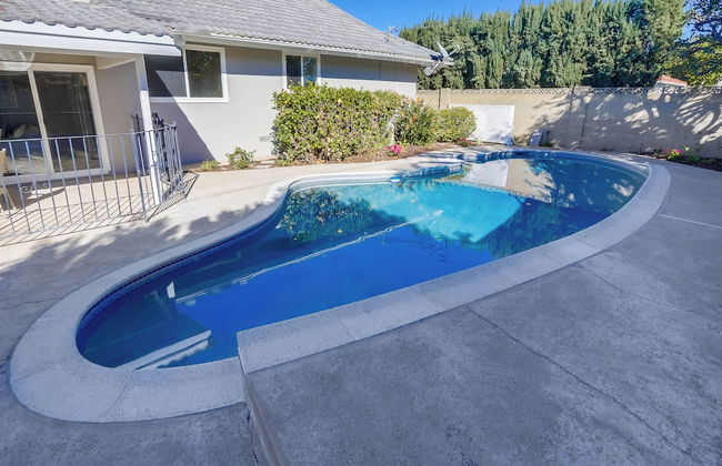 Gorgeous Upgraded 5 Bedroom & 3 Bath Home with pool - Foto 43