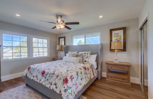 Gorgeous Upgraded 5 Bedroom & 3 Bath Home with pool - Foto 2