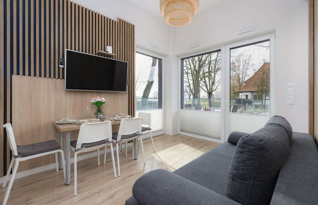 Studio With Terrace by Renters - Photo 18