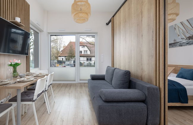 Studio With Terrace by Renters - Photo 16