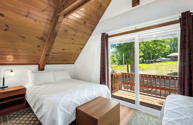 Boondock Bliss - Lakefront, Private Dock Sleeps 15! - Foto 4