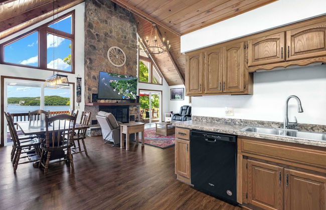 Boondock Bliss - Lakefront, Private Dock Sleeps 15! - Foto 24