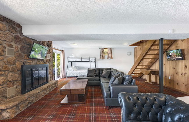 Boondock Bliss - Lakefront, Private Dock Sleeps 15! - Foto 14
