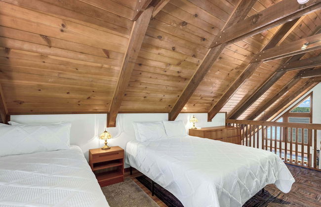 Boondock Bliss - Lakefront, Private Dock Sleeps 15! - Foto 3